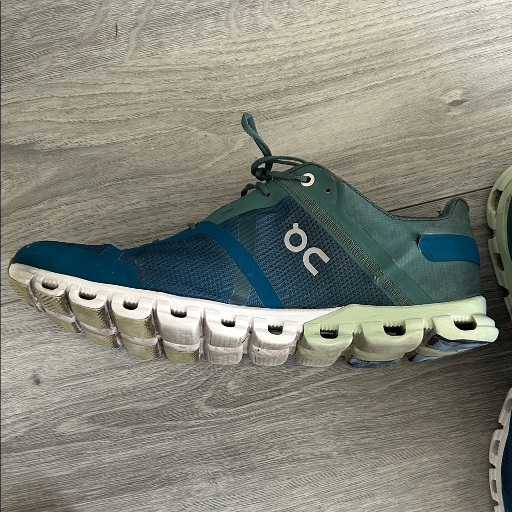 ON RUNNING Cloudflow 'Sea Petrol' Running Shoes Size 11.5 - Picture 5 of 13